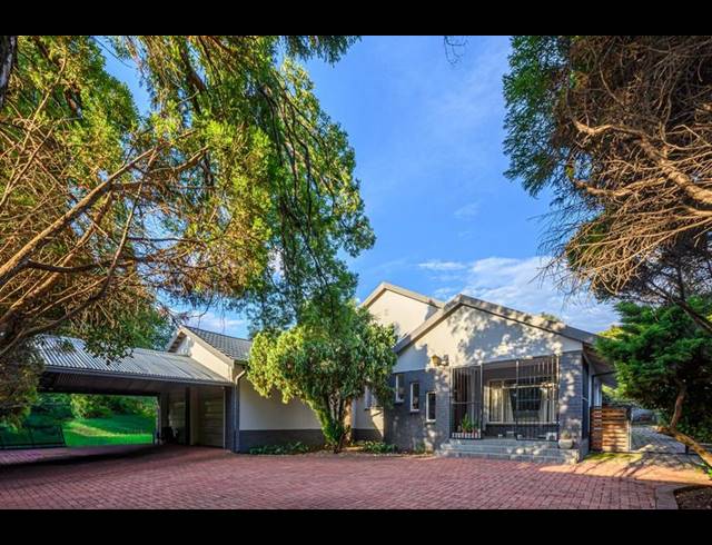 4 BEDROOM HOUSE FOR SALE IN VAN DER HOFF PARK